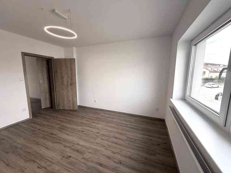 PRONÁJEM BYTU 2+KK SE ZAHRÁDKOU A PARKOVACÍM STÁNÍM V BRNĚ  - foto 13