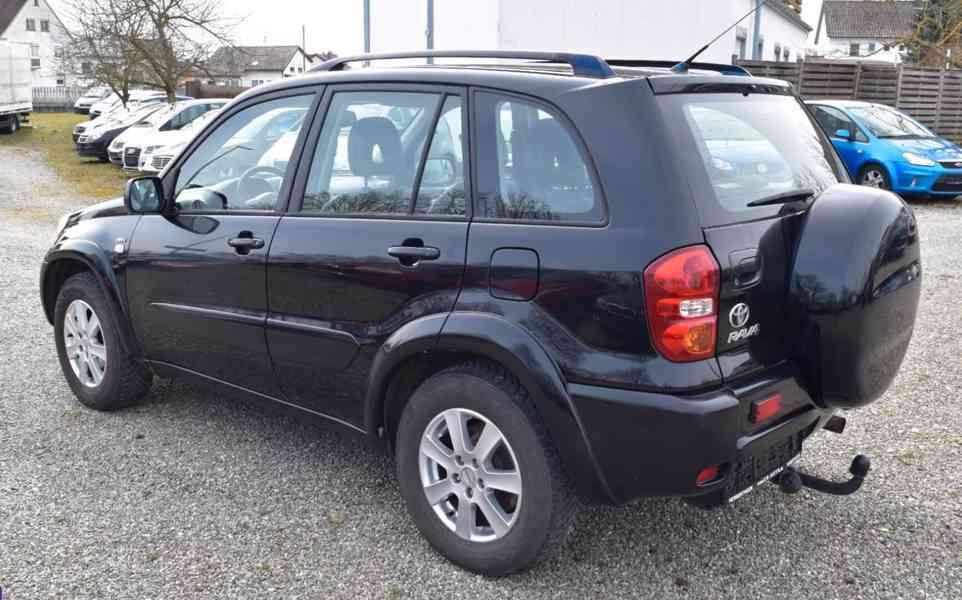 Toyota RAV 4 2.0i Executive 4X4 benzín 110kw - foto 4