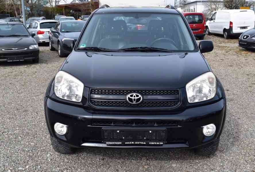 Toyota RAV 4 2.0i Executive 4X4 benzín 110kw - foto 3