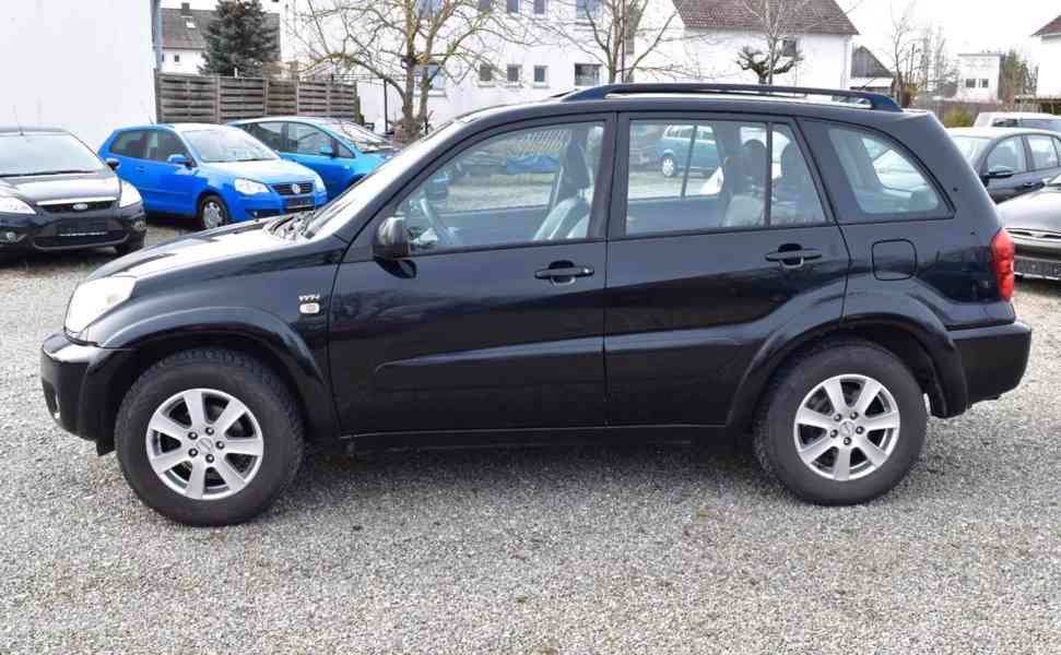 Toyota RAV 4 2.0i Executive 4X4 benzín 110kw - foto 7