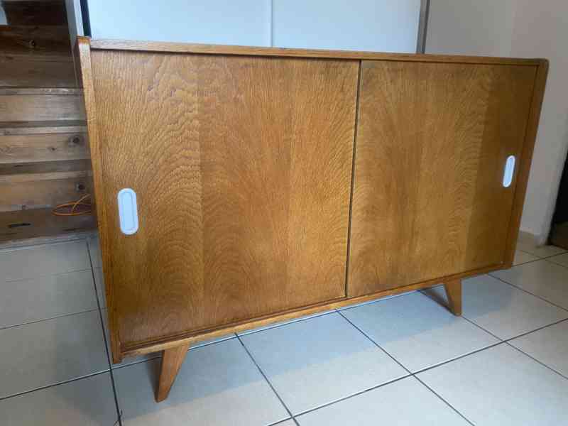 Retro komoda U-452, návrh Jiří Jiroutek - foto 3