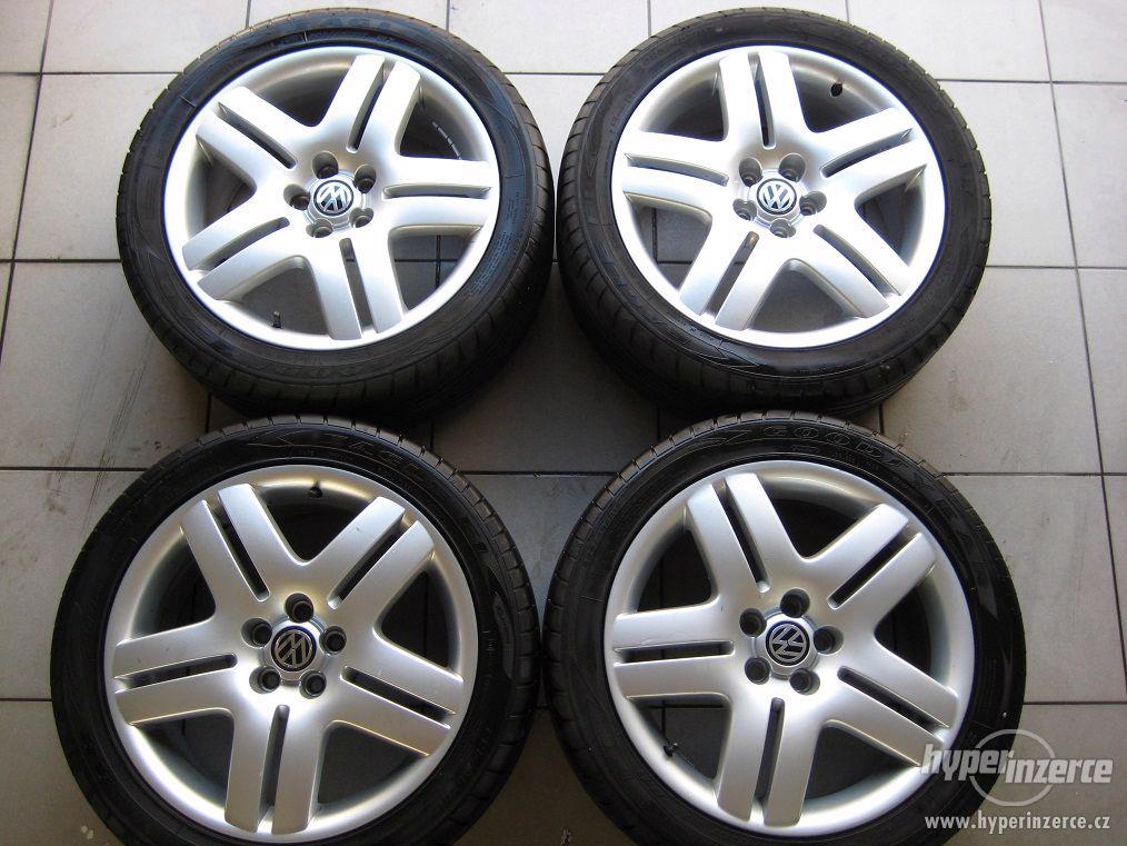Prodám orig.17"kola VW-Bora pneu Goodyear-EAGLE F1 - foto 1