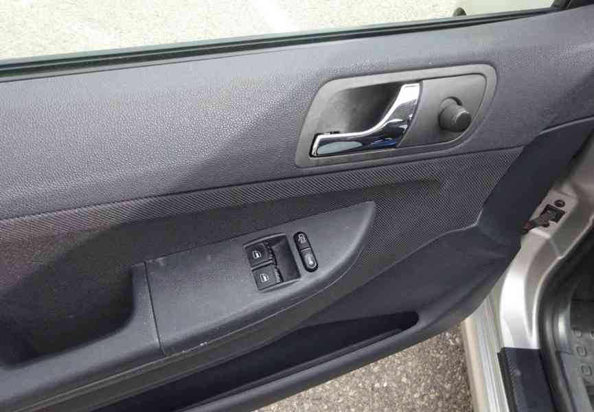 Škoda Fabia 1.9 SDI r.v.2003 (47 kw) stk:10/2028 - foto 6