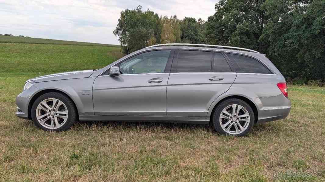 Mercedes-Benz Třídy C C180 r.v. 2011 - foto 2