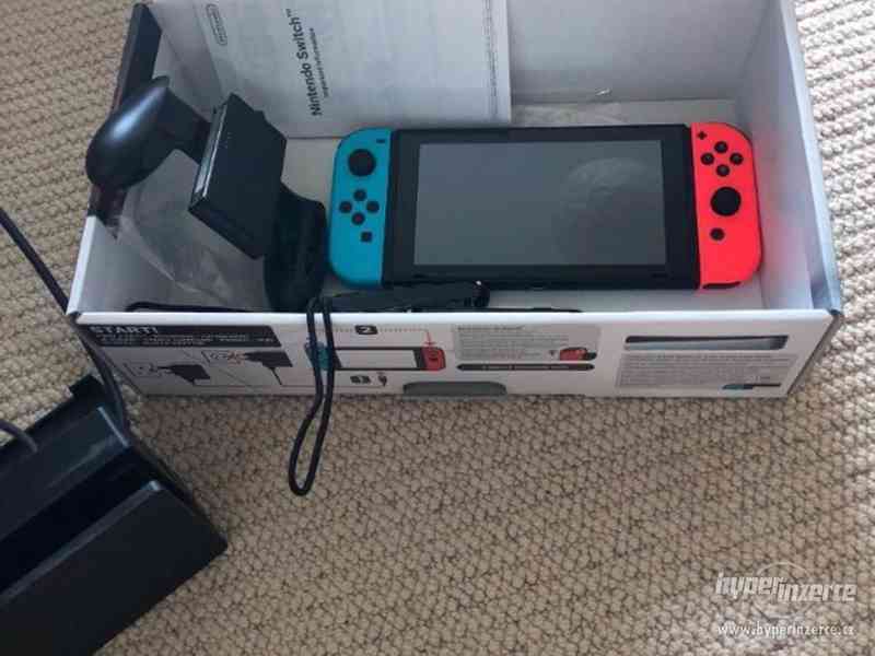 Nintendo Switch a hra Zelda - téměř nová konzole - foto 2