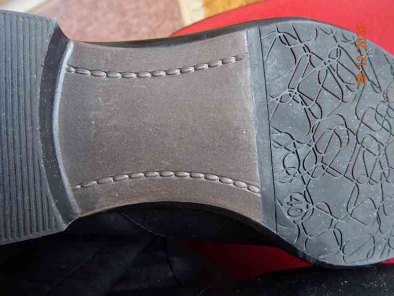 DÁMSKÉ BOTY „KOZAČKY“ - foto 10