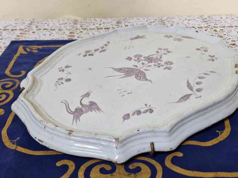 Zajímavý barokní masivní ručně malovaný  Podnos Tác Fajáns - foto 4
