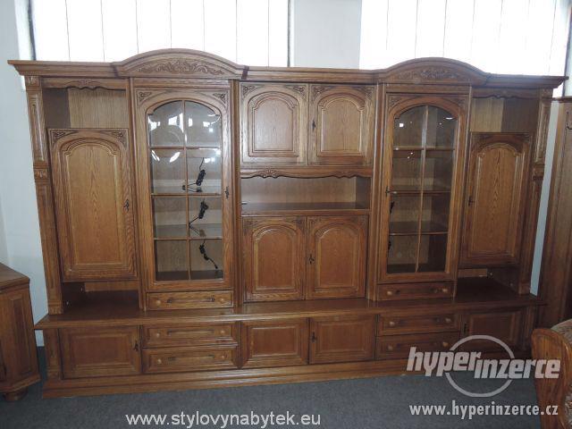 Rustikální obývací stěna - foto 1