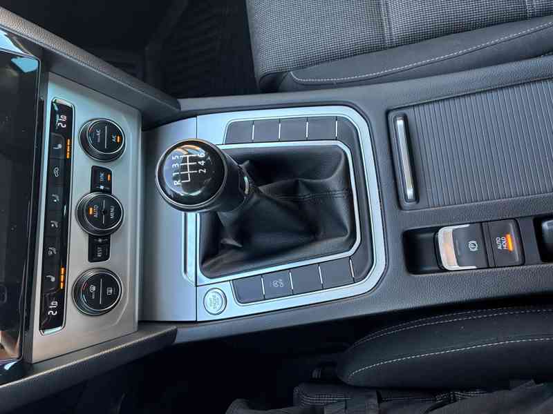 Volkswagen Passat B8 variant 2.0tdi 110kw manuál-111Tkm - foto 8
