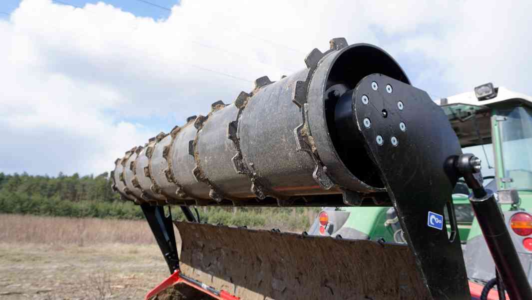 PŮDNÍ MULČOVAČ L5-250 - foto 5