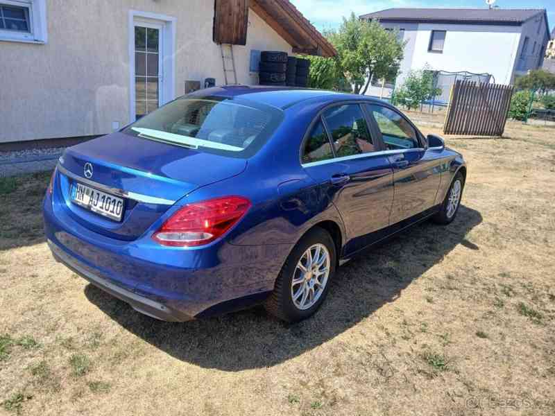 Mercedes-Benz Třídy C 200d Blue Tec 100 KW - foto 4