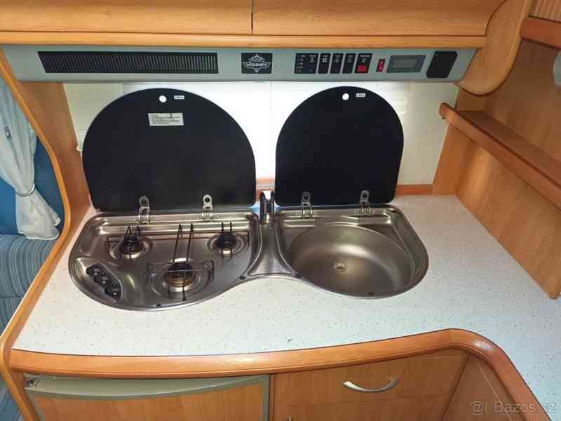 Ostatní Prodám obytný přívěs Hobby 460 - foto 7