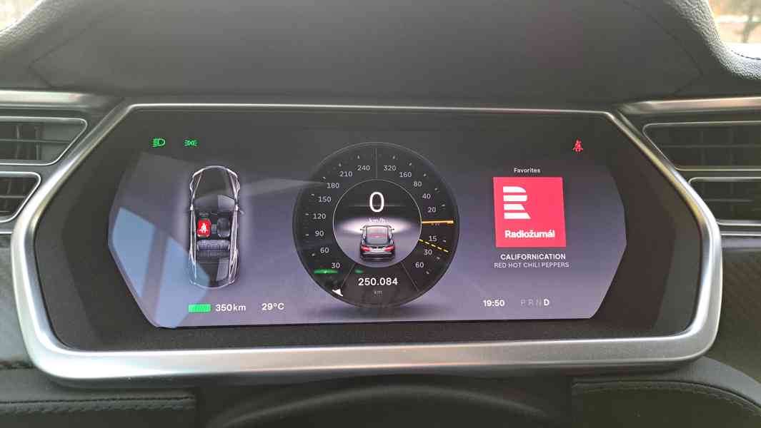 TESLA MODEL S, P85+, r.v. 2013, supercharging free!, DPH - foto 11