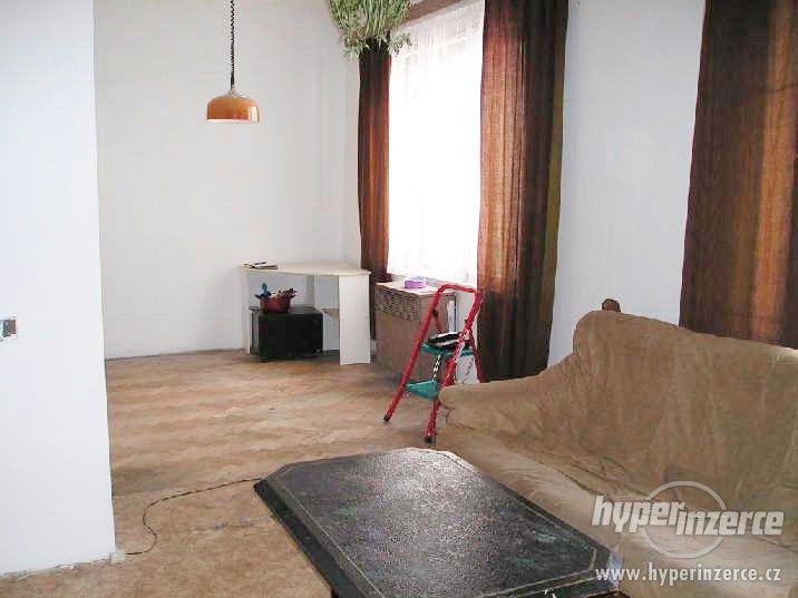 Nabízíme byt 2+kk, 46,7m2, OV Praha 9 u metra Českomoravská - foto 2