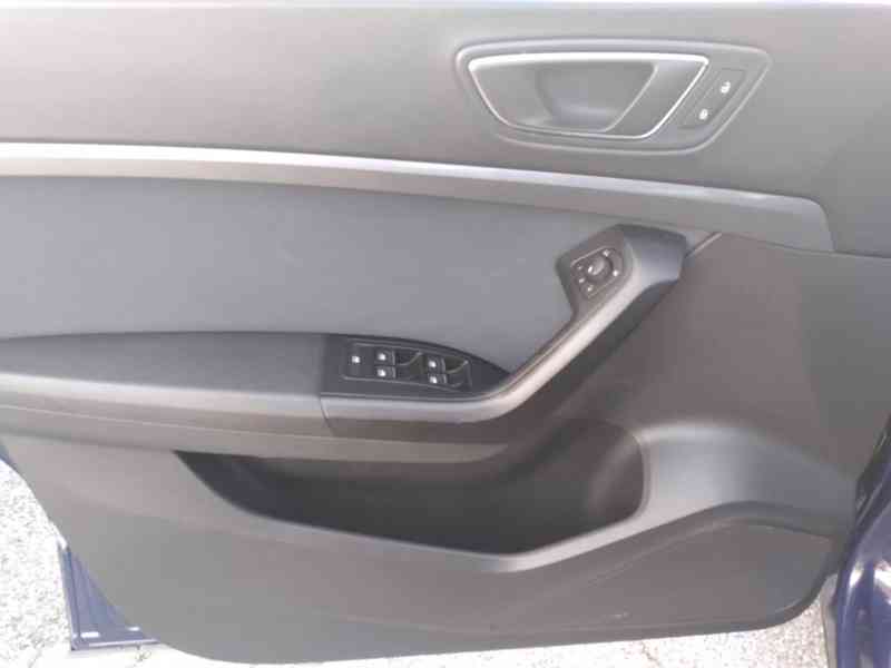 SEAT ATECA 2.0 TDI STYLE 4x4 110kW - foto 34