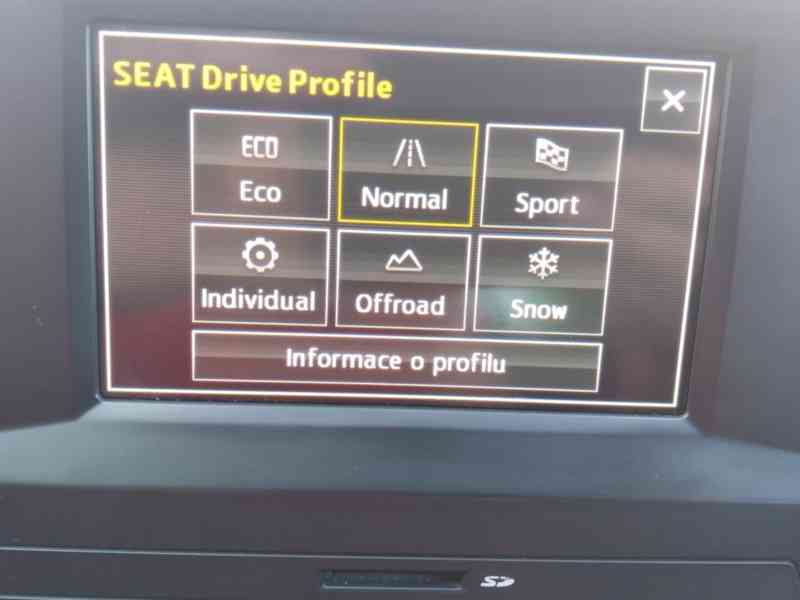 SEAT ATECA 2.0 TDI STYLE 4x4 110kW - foto 25