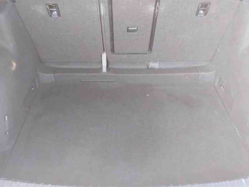 SEAT ATECA 2.0 TDI STYLE 4x4 110kW - foto 32