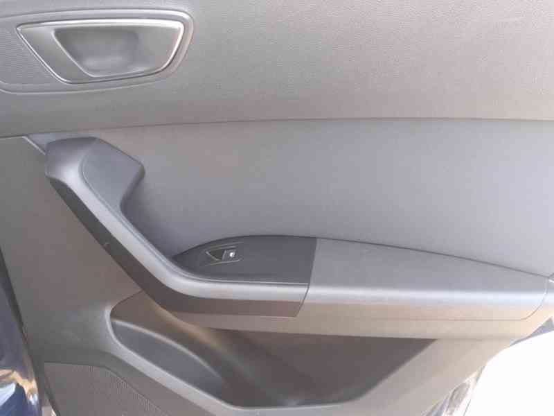 SEAT ATECA 2.0 TDI STYLE 4x4 110kW - foto 36
