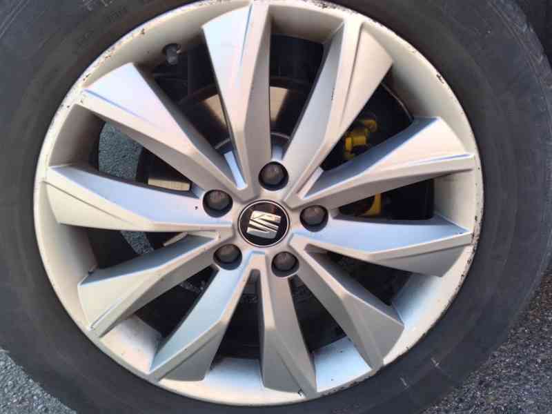 SEAT ATECA 2.0 TDI STYLE 4x4 110kW - foto 39
