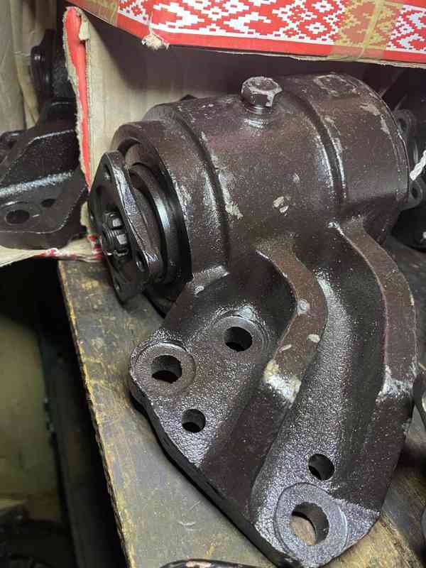 Turbína na Belarus 920,952 motor MMZ D243,čerpadlo naftové. - foto 4