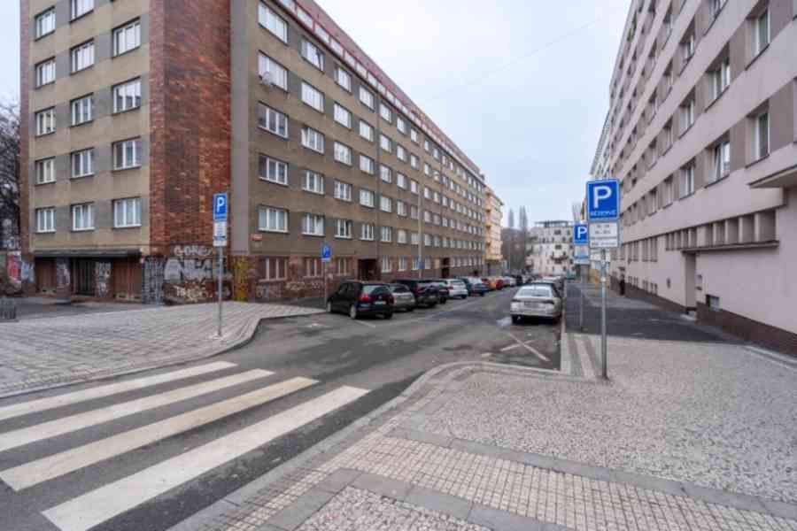 Prodej bytu 3kk (87,5 m²) s vytápěnou garáží v domě - foto 2