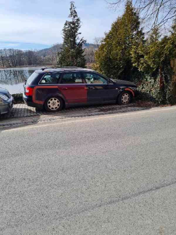 Prodam na nahradni dily Audi A4 kombi 1,9 TDI, 2003 - foto 5