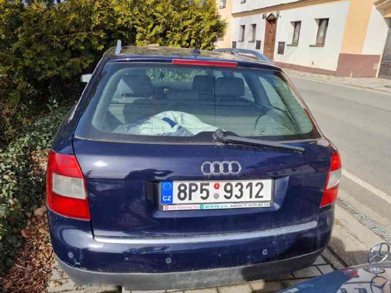 Prodam na nahradni dily Audi A4 kombi 1,9 TDI, 2003 - foto 2