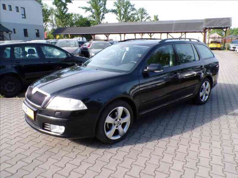 Škoda Octavia 1,8 TSI XENON,NAVI,TAŽNÉ ZAŘ.-HNED ODJÍŽDÍTE - foto 2