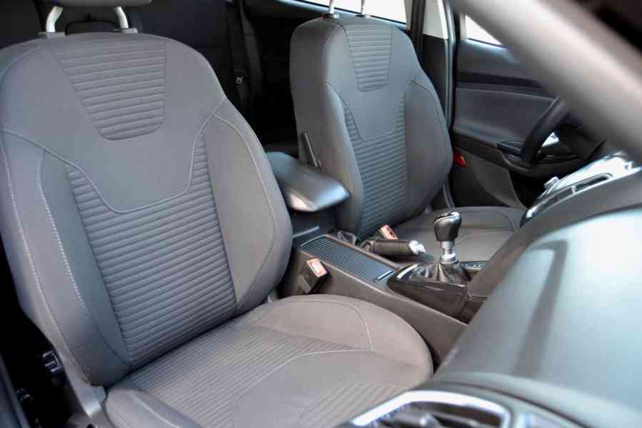 Ford Focus 2.0 TDCI 110kW Titanium kombi - foto 18