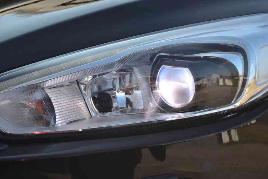 Ford Focus 2.0 TDCI 110kW Titanium kombi - foto 19