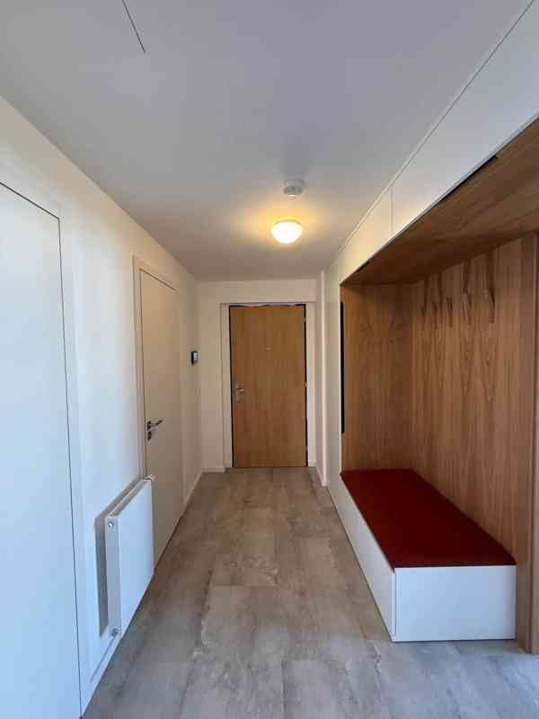 Pronájem bytu 3+kk 71 m² - foto 5