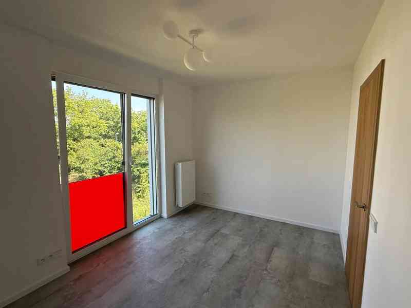 Pronájem bytu 3+kk 71 m² - foto 10