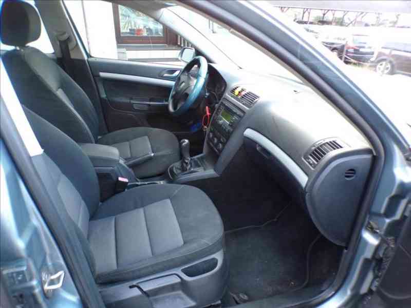 Škoda Octavia 2,0 TDI TAŽNÉ ZAŘÍZENÍ - foto 11
