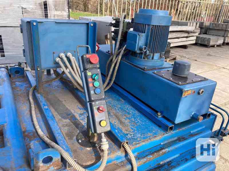 Hydraulický lis na papír a plasty PRESONA - foto 17