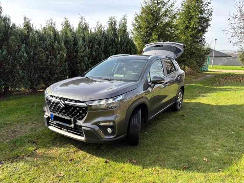 Suzuki S-Cross 1,4   hybrid 2023 - foto 2