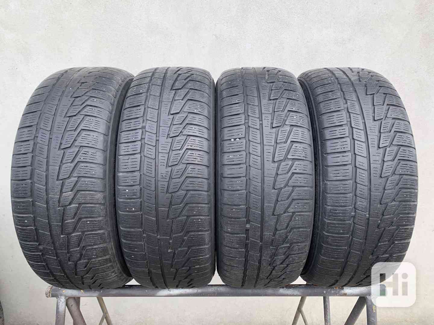 Pneu 225/55 R17 98H XL Nokian WR - foto 1