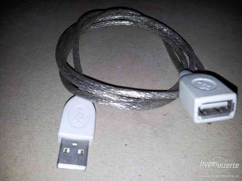 USB port,sluchátka,USB kabel,síťový kabel....... - foto 7