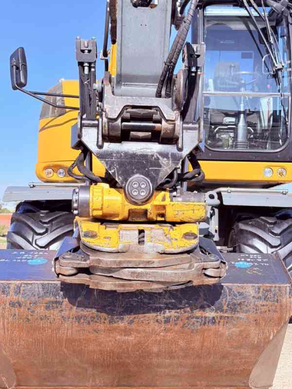 Kolové rypadlo Liebherr A912 Compact Litronic (Možnost leasi - foto 8