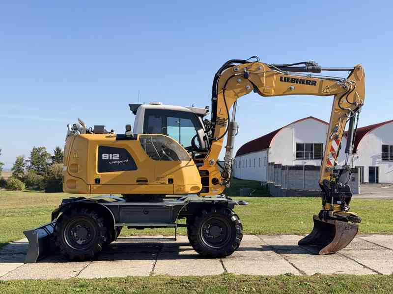 Kolové rypadlo Liebherr A912 Compact Litronic (Možnost leasi - foto 5