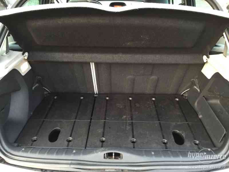 Citroen C3 1,4i , rok výroby 2003, 1. majitel,servisní kniha - foto 13