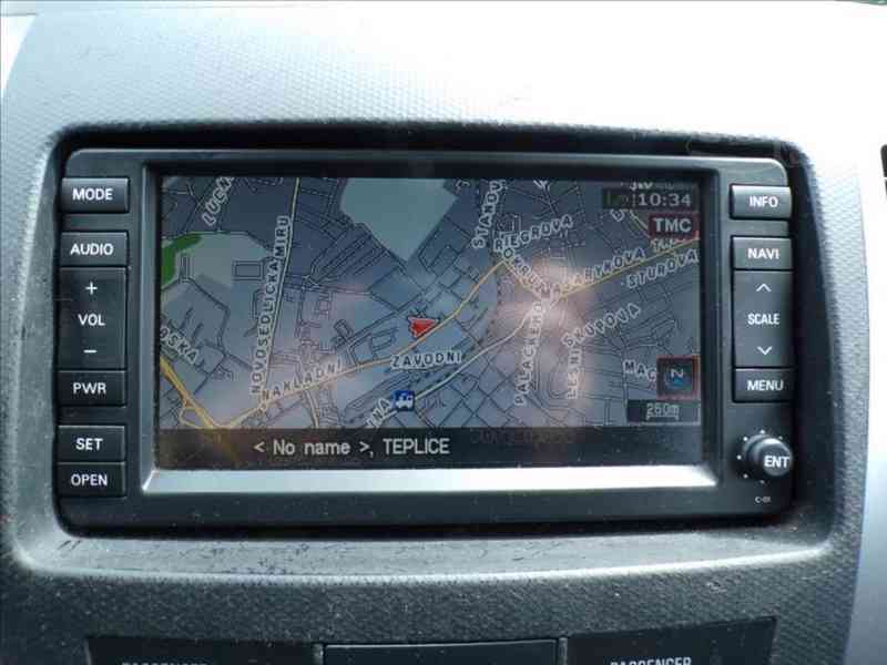 Citroën C-Crosser 2,2 HDI -7.míst,4X4,TAŽ.ZAŘ. - foto 7