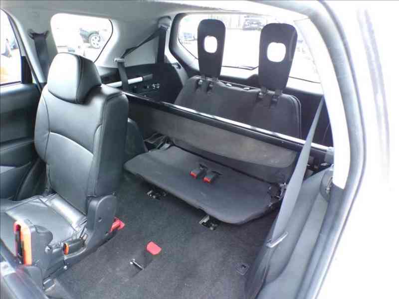 Citroën C-Crosser 2,2 HDI -7.míst,4X4,TAŽ.ZAŘ. - foto 13