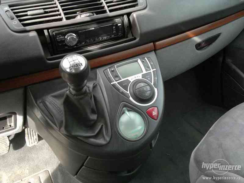 Citroen C8 2,0i benzín - foto 5