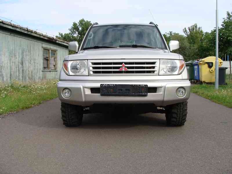 Mitsubishi Pajero Pinin 1.8 GDi klima tažný 4x4 - foto 16