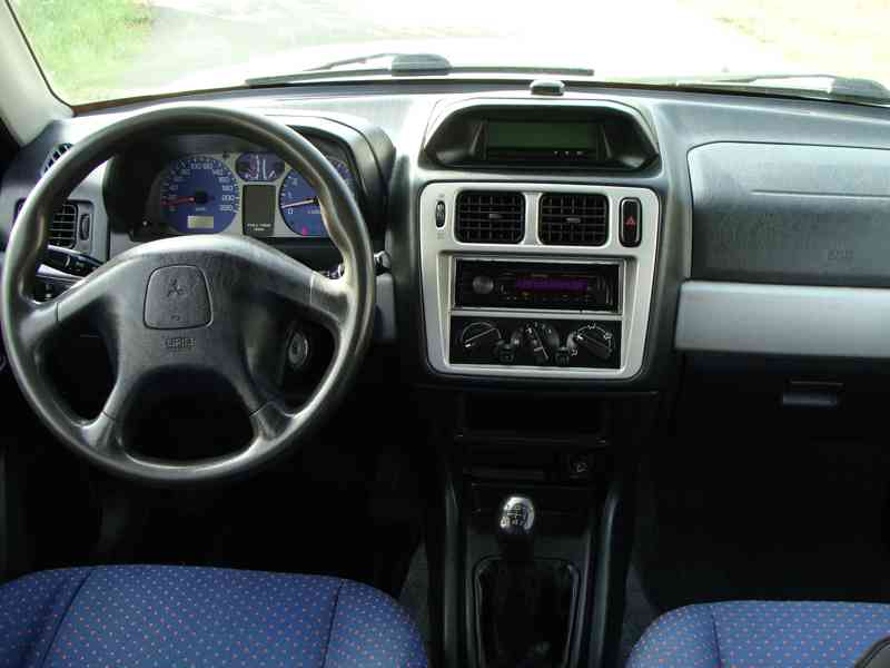 Mitsubishi Pajero Pinin 1.8 GDi klima tažný 4x4 - foto 9