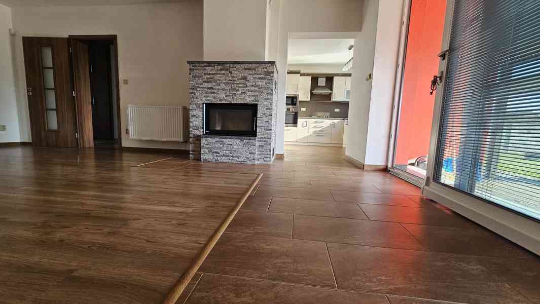 novost. RD 6+kk na parcele 1053m2, Brno venkov Pohořelice. - foto 3