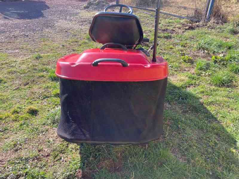 Zahradní traktor MTD SE 155 H - foto 5