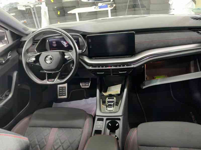 2021 Skoda Octavia 2.0 TDI RS - foto 7