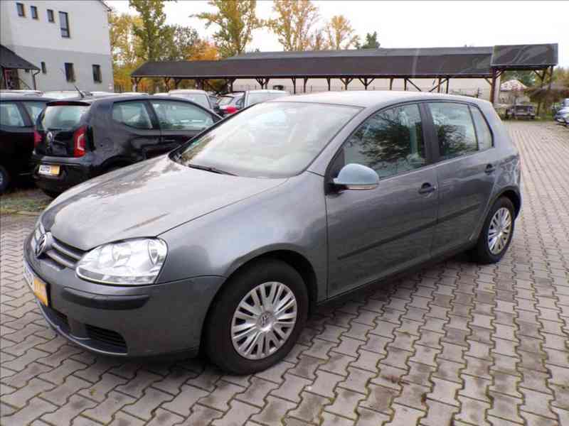 VW Golf 1,4 i TAŽ.ZAŘ.,KLIMA-hned odjíždíte - foto 2