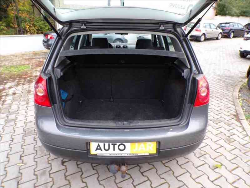 VW Golf 1,4 i TAŽ.ZAŘ.,KLIMA-hned odjíždíte - foto 10